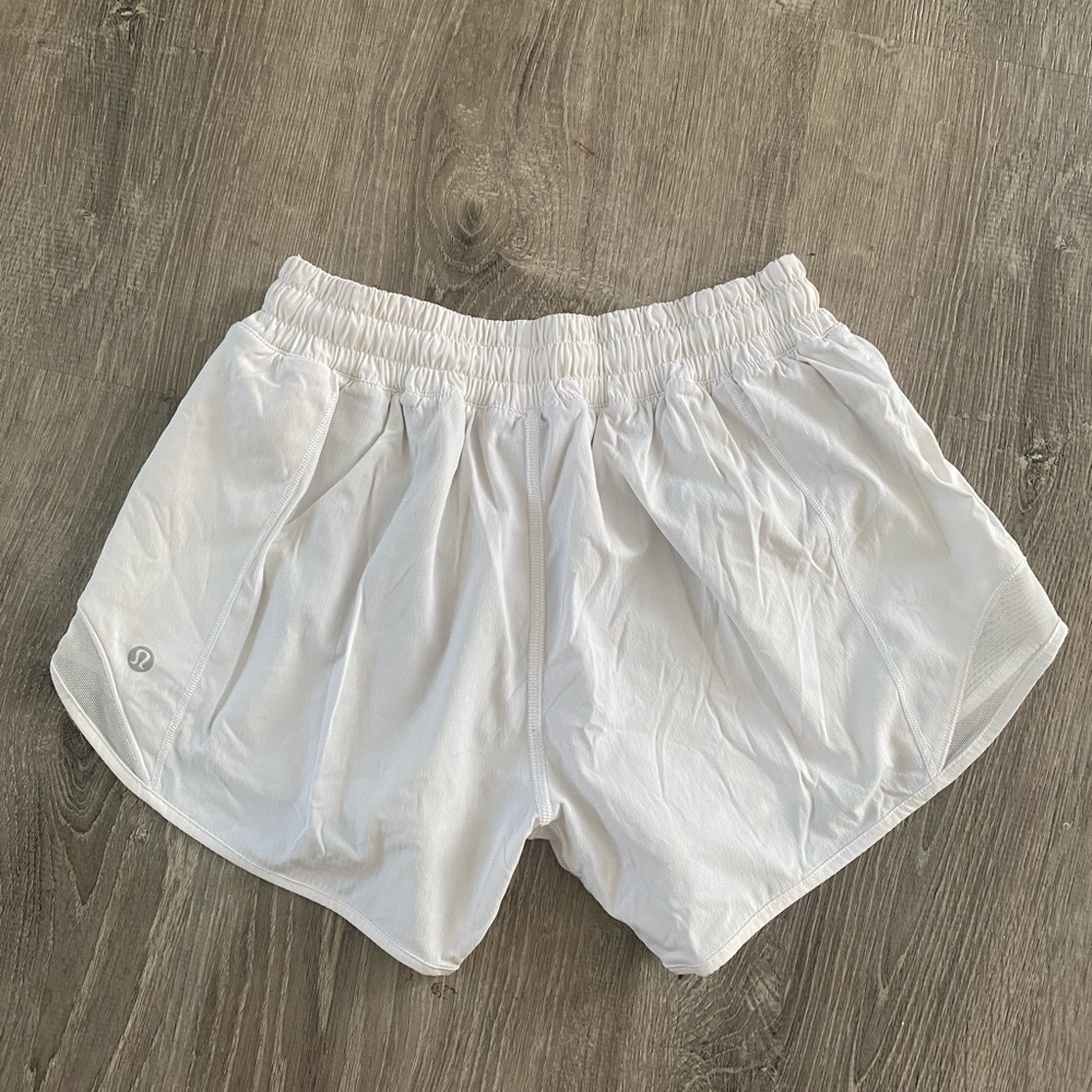Lululemon Hotty Hot shorts